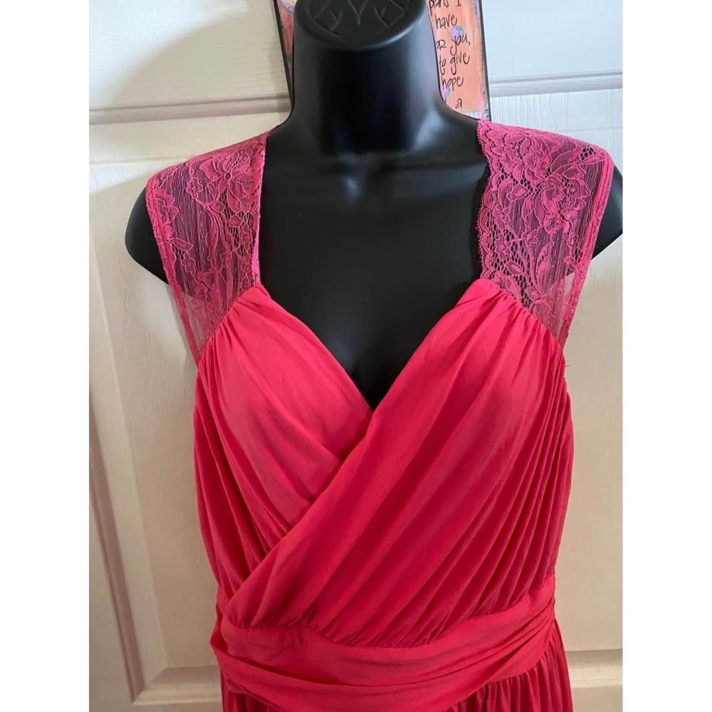 Pink sz M Lace Shoulder Ruched V-Neck Sleeveless Formal Gown Side Slit